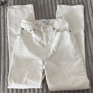 Abercrombie & Fitch Women's Straight Leg Jeans - Cream